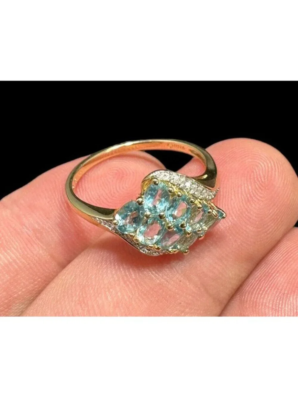 Michelle Albala 14k Ring Pronged Sky Blue Topaz And Pave Diamond Size 10 Signed